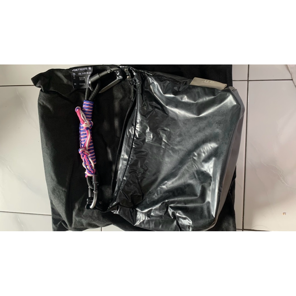 Piett shoulder bag by antidote reseau