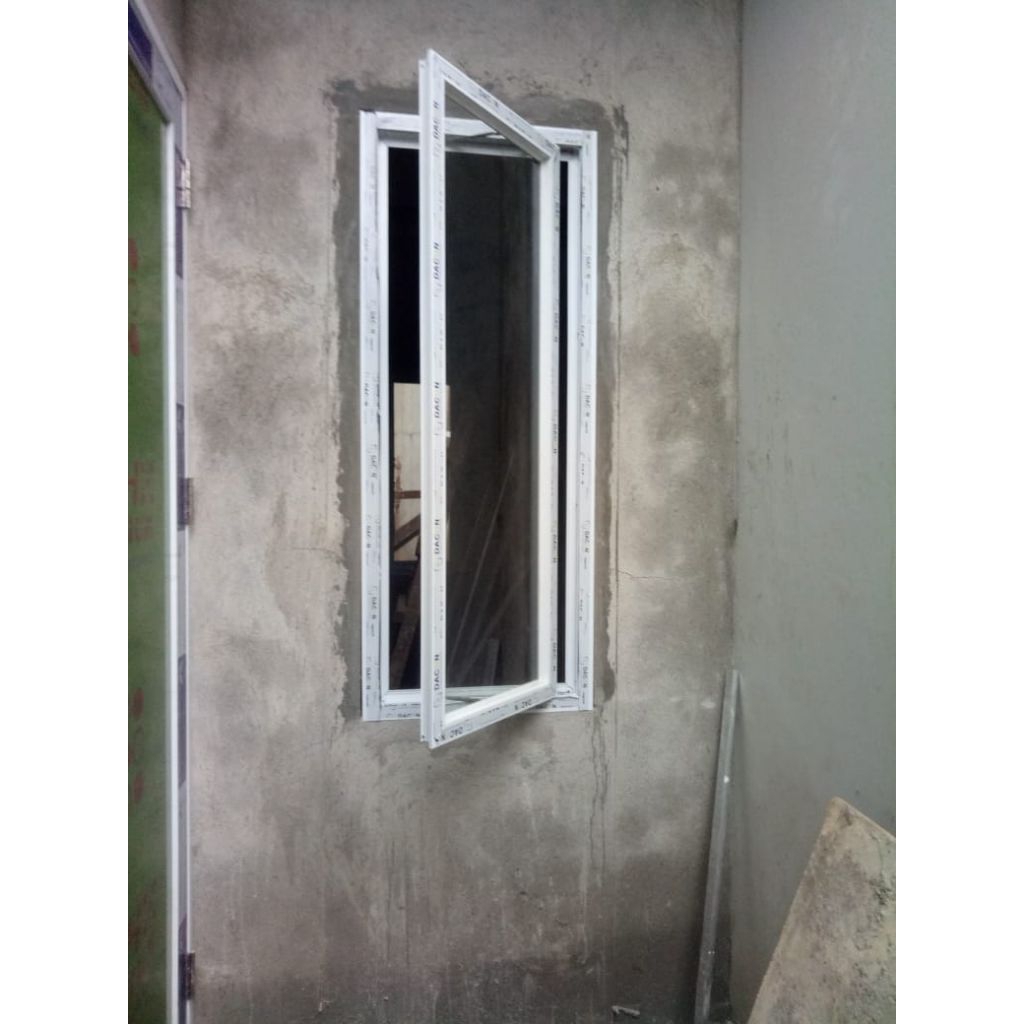 Jendela swing aluminium/ jendela aluminium/ jendela rumah minimalis
