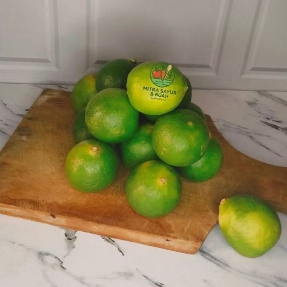 

jeruk nipis hijau / lime / jeruk nipis 250gr