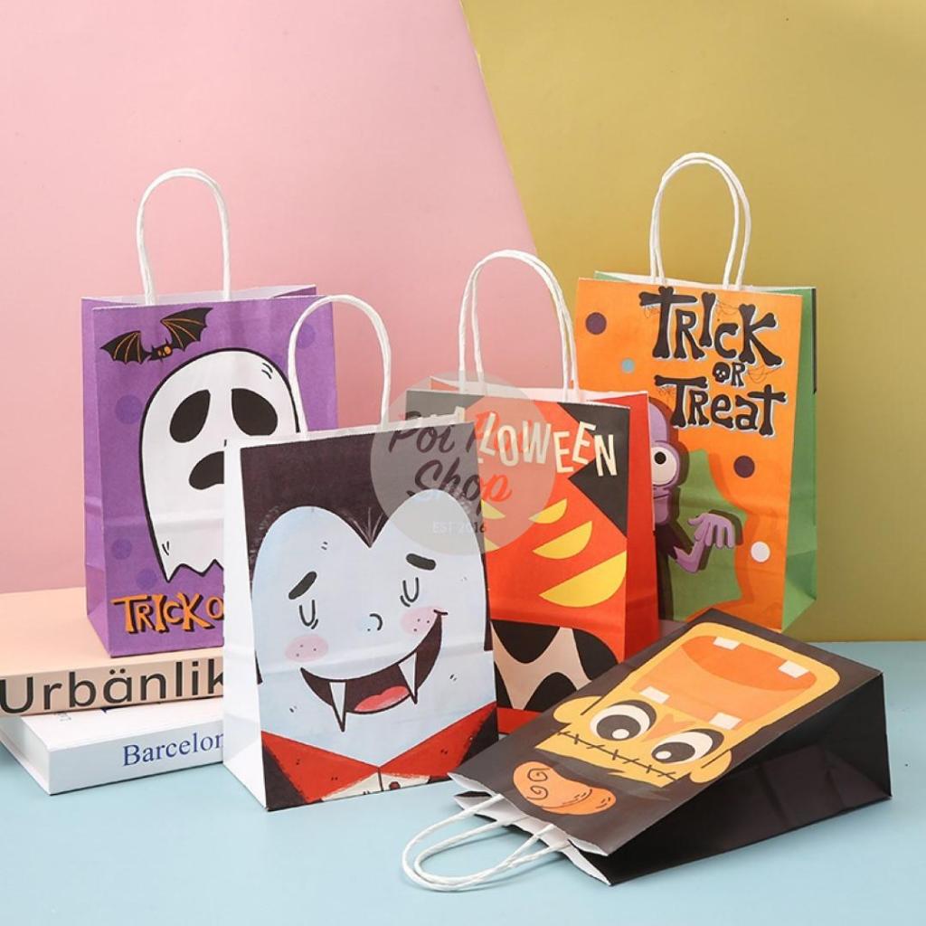 

Paperbag Halloween Karakter Drakula Lucu Goodie bag Paper Bag Hampers Halloween Termurah Harga Grosir Kualitas Tinggi