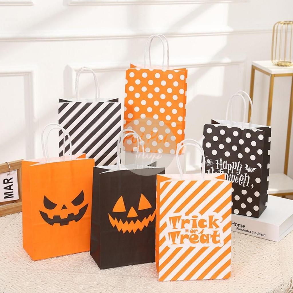 

Paperbag Halloween Labu Polos Goodie bag Paper Bag Hampers Halloween Termurah Harga Grosir Kualitas Tinggi