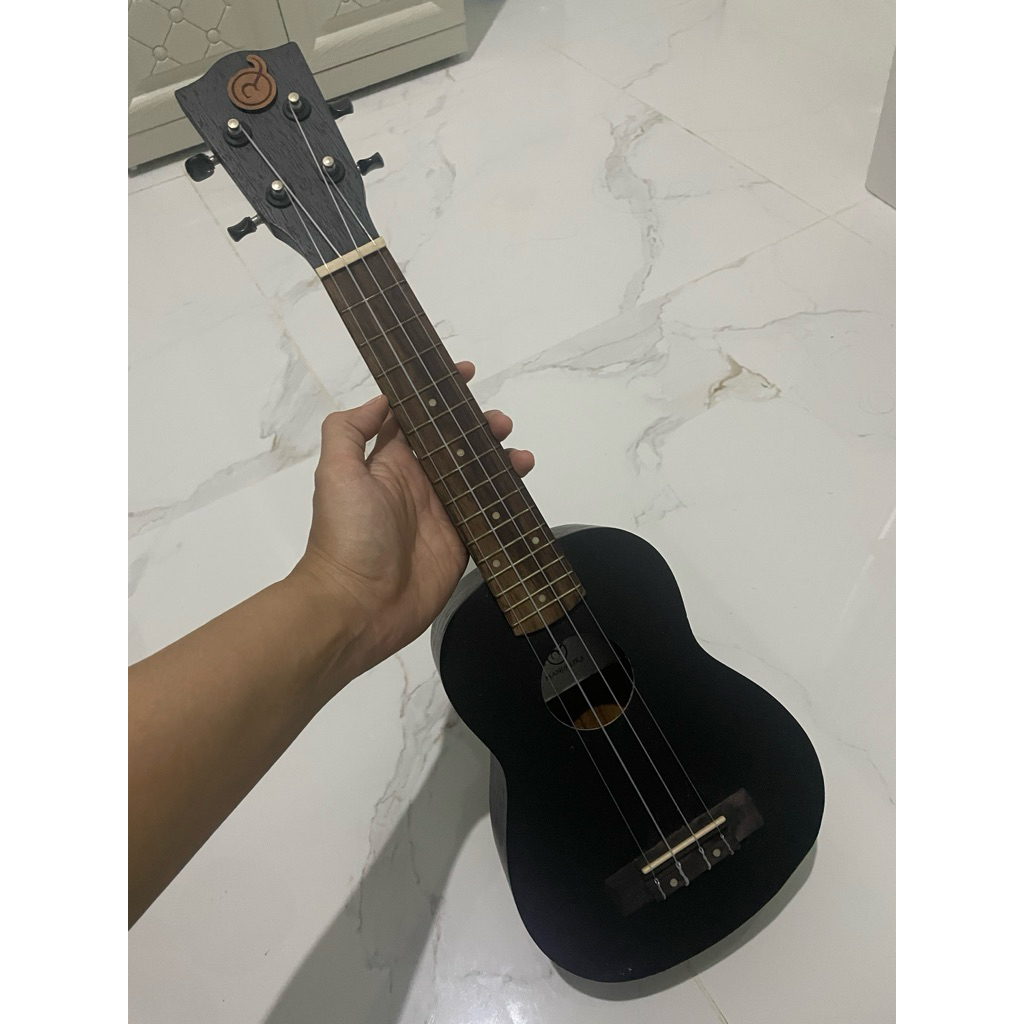 Preloved Ukulele