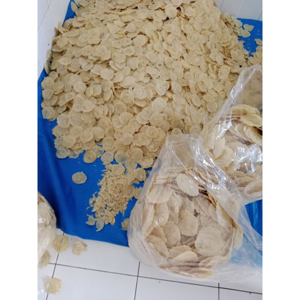 emping mlinjo(krupuk mlinjo 1kg)