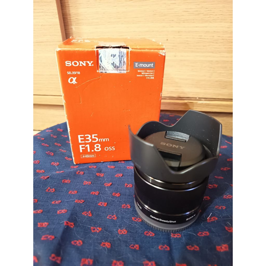 Lensa Sony E35mm F1,8 OSS bekas