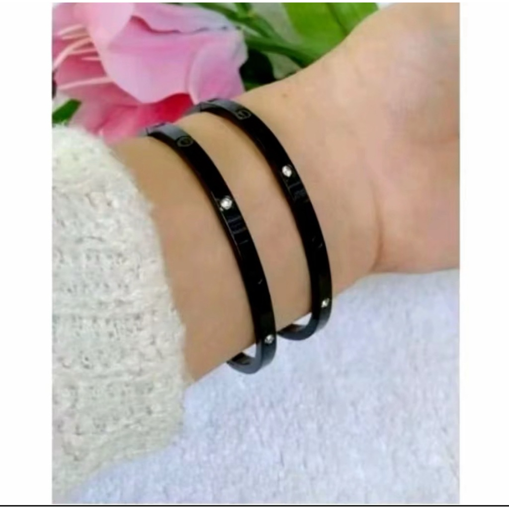 Gelang CTR hitam permata