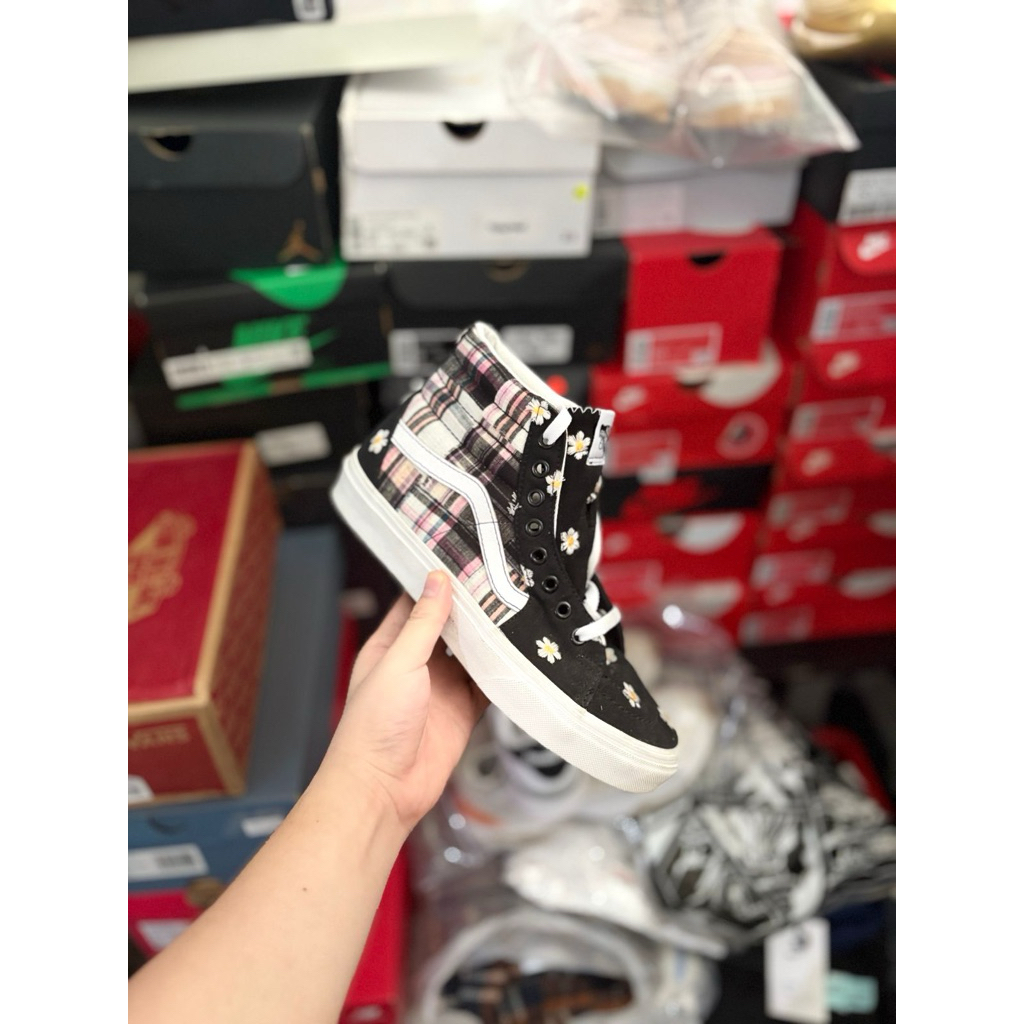 Vans Sk8 High Black and Pink