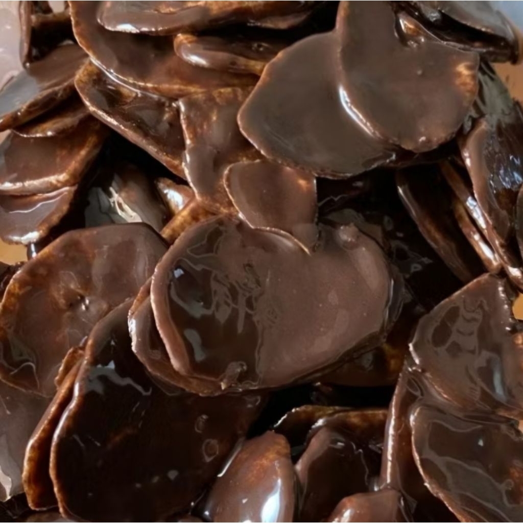 

KERIPIK PISANG LUMER 100GR