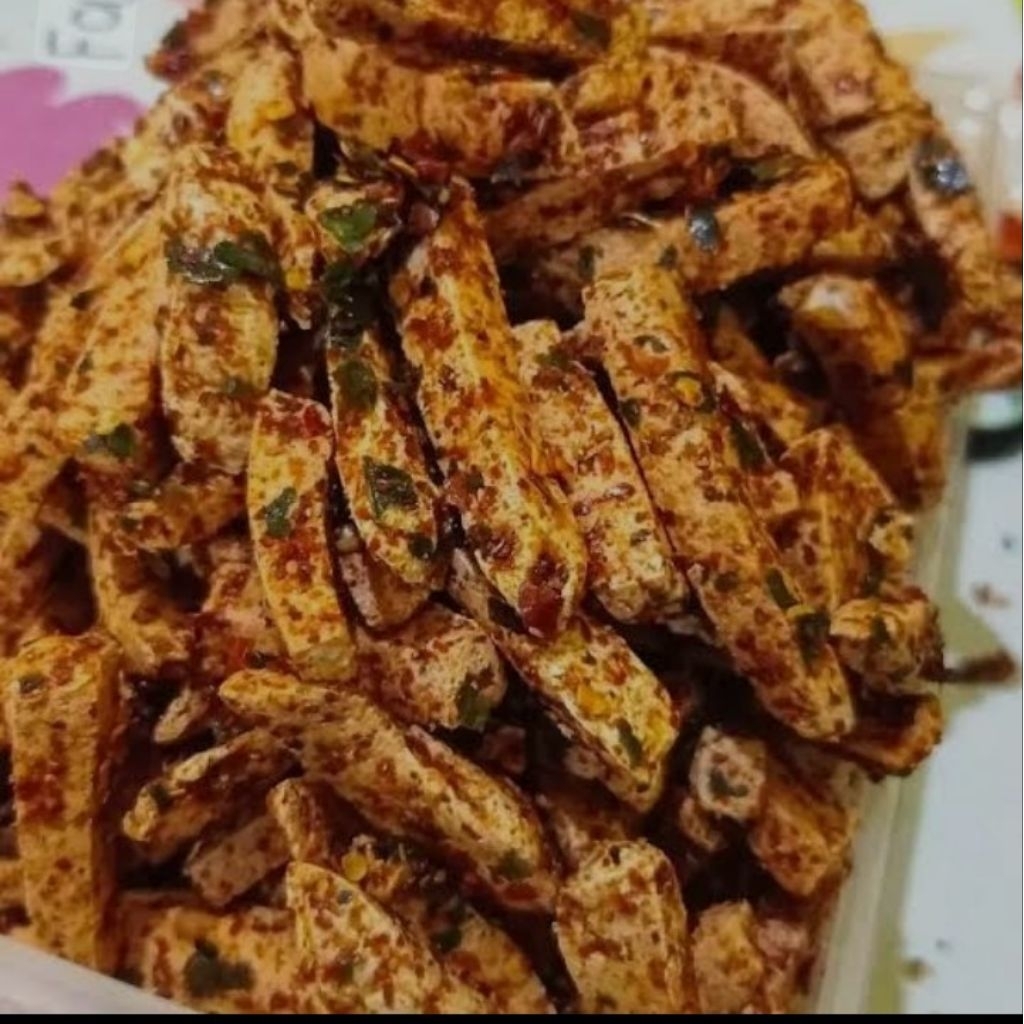 

basreng pedas daun jeruk, jajanan viral, basreng gurih, basreng renyah