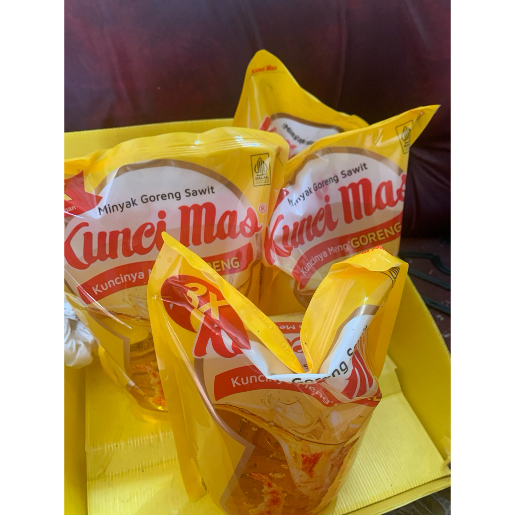 

Minyak Goreng Kunci Mas 6 pak