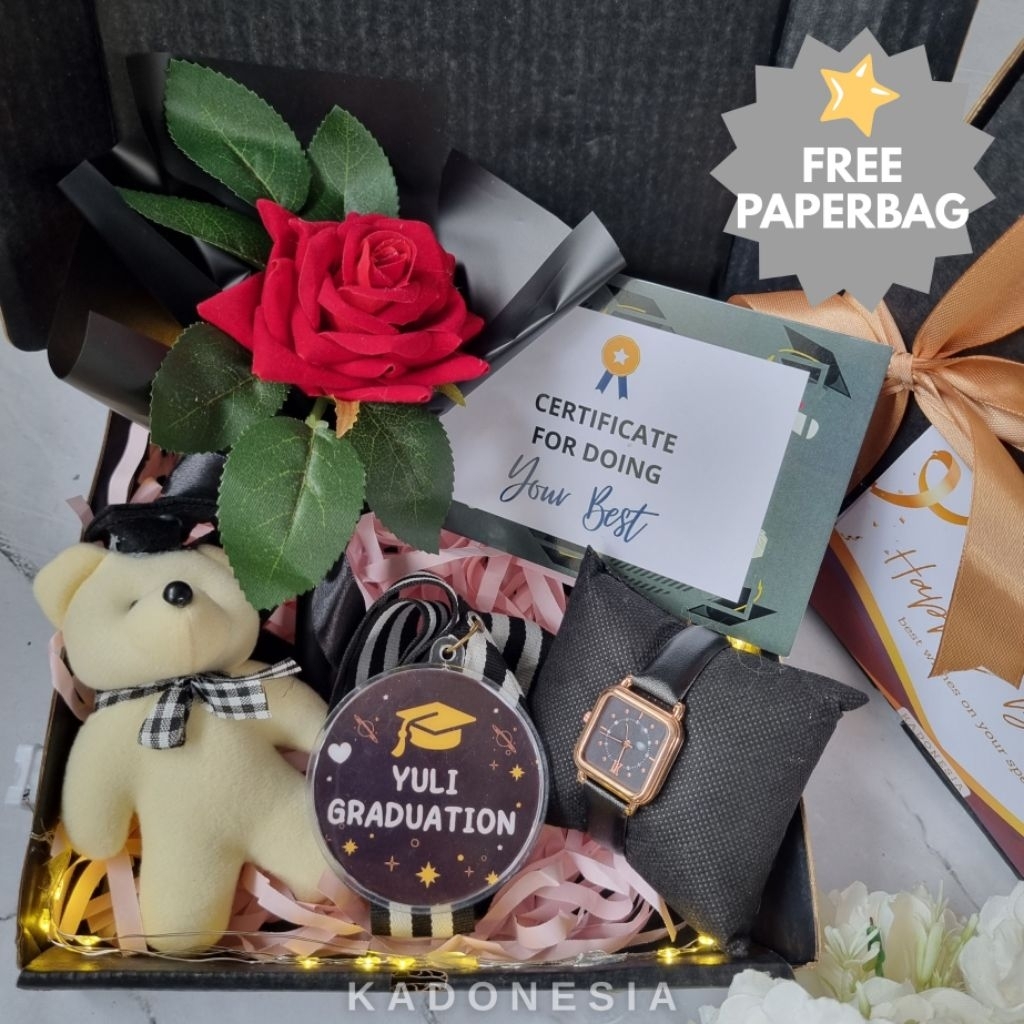 

Kado Wisuda Cewek Graduation Gift / Hampers Wisuda Buket Bunga Mawar