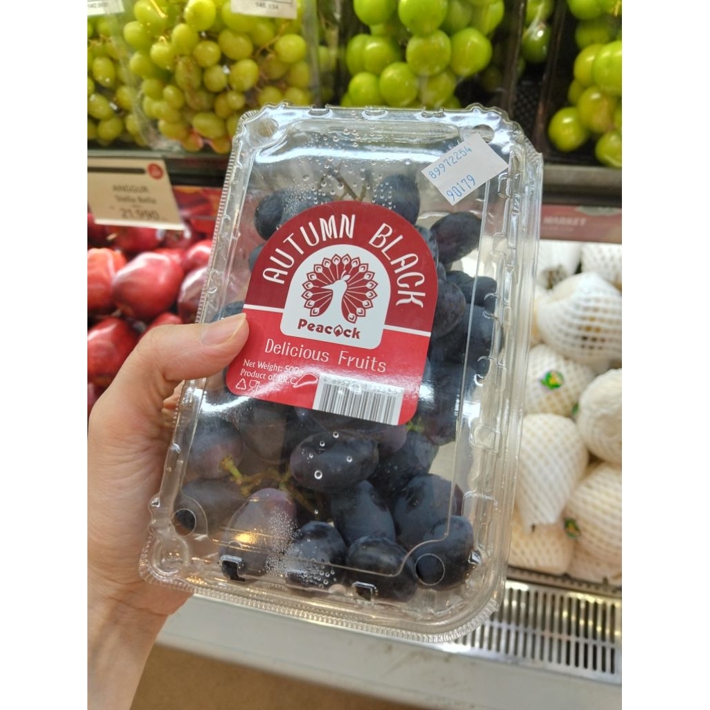 

Peacock Black Grapes / Black Anggur 450g / Buah Anggur Impor / Anggur RRT