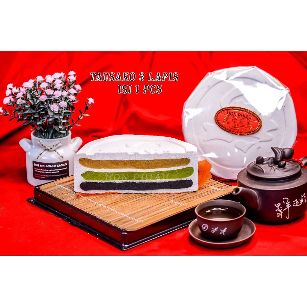 

Kue Bulan/Moon Cake Tausa Ko 3 Lapis (Non Halal)