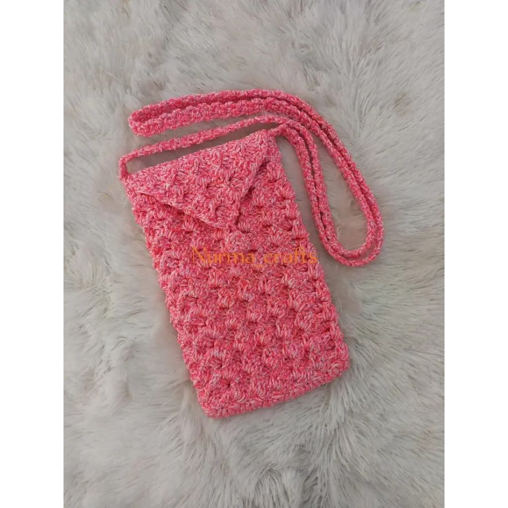 Tas HP Rajut motif Prada