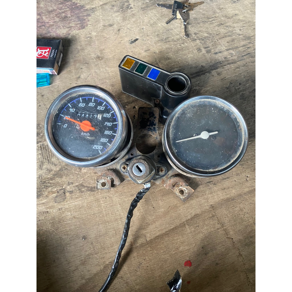 spidometer gl100platina