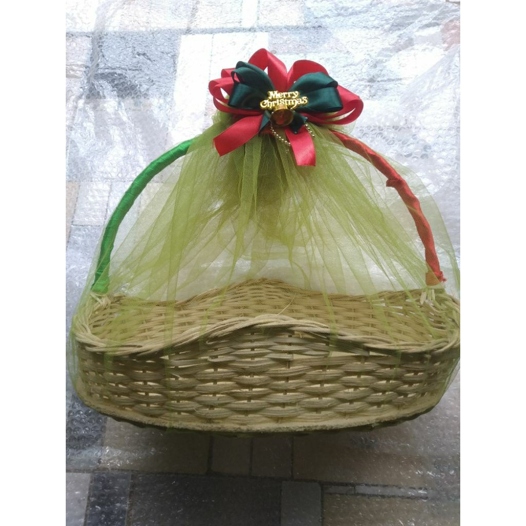 Keranjang parsel natal + kain + pita bunga hampers natal murah