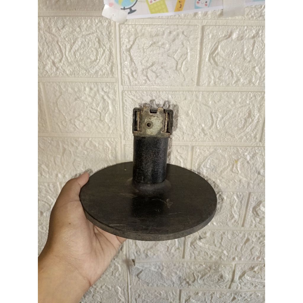 Dudukan kaki monitor aoc e1660Sw 156LM00004 second