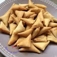 

Samosa Kering isi Ayam berat 250 gr / Samosa Ayam / Snack Kiloan / Samosa Pedas Manis