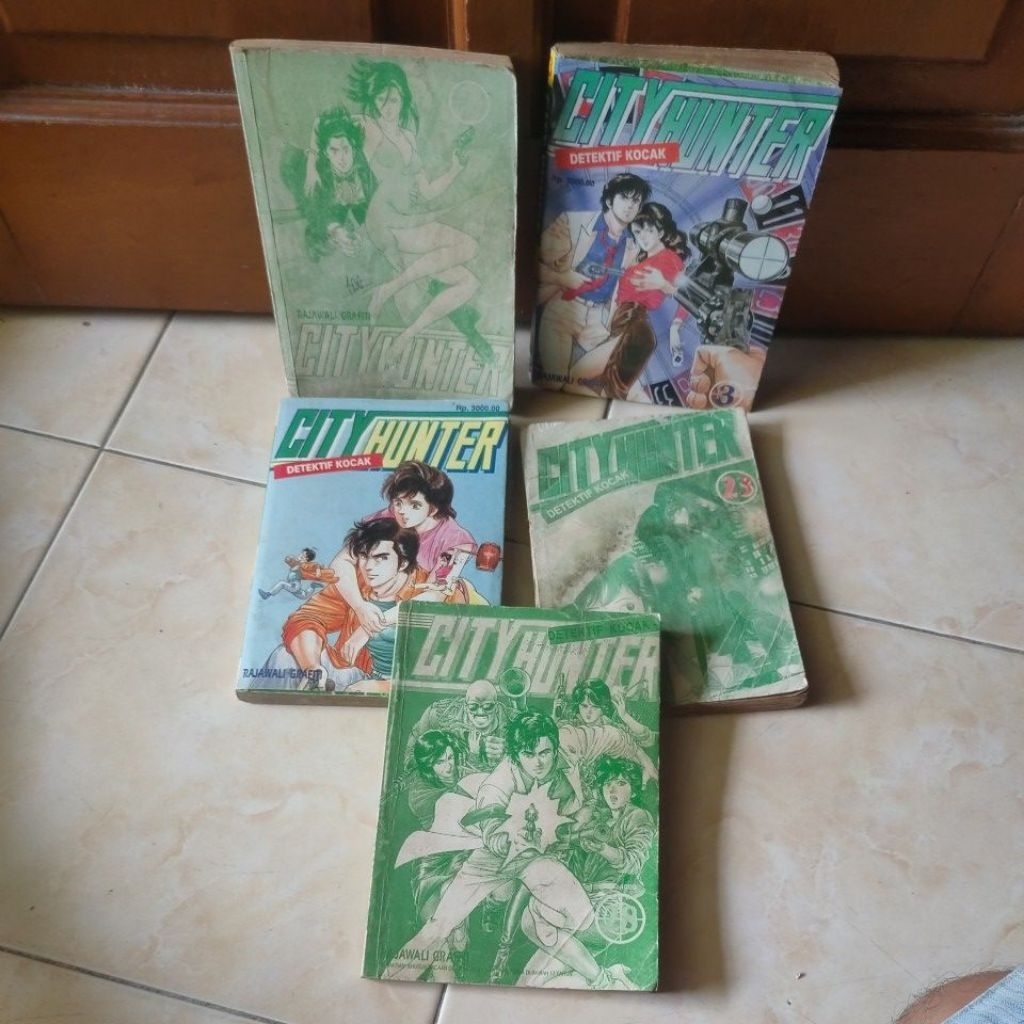KOMIK GRAFITI " CITY HUNTER DETEKTIF KOCAK DIJUAL CABUTAN TERSEDIA NOMOR 2,3,4,23,28