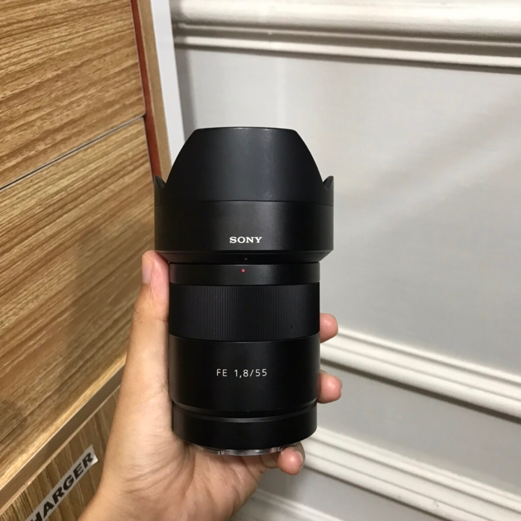 SONY 55MM F1.8 ZEISS