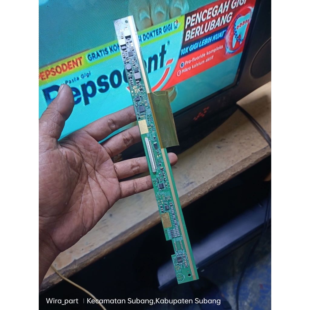 TICON LOGIC EXS PANEL POLYTRON PLD 32T7511 32D7511