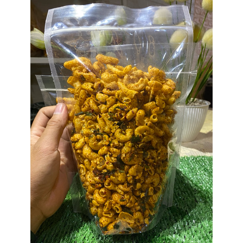 

Makaroni Pedas Gurih 250gr