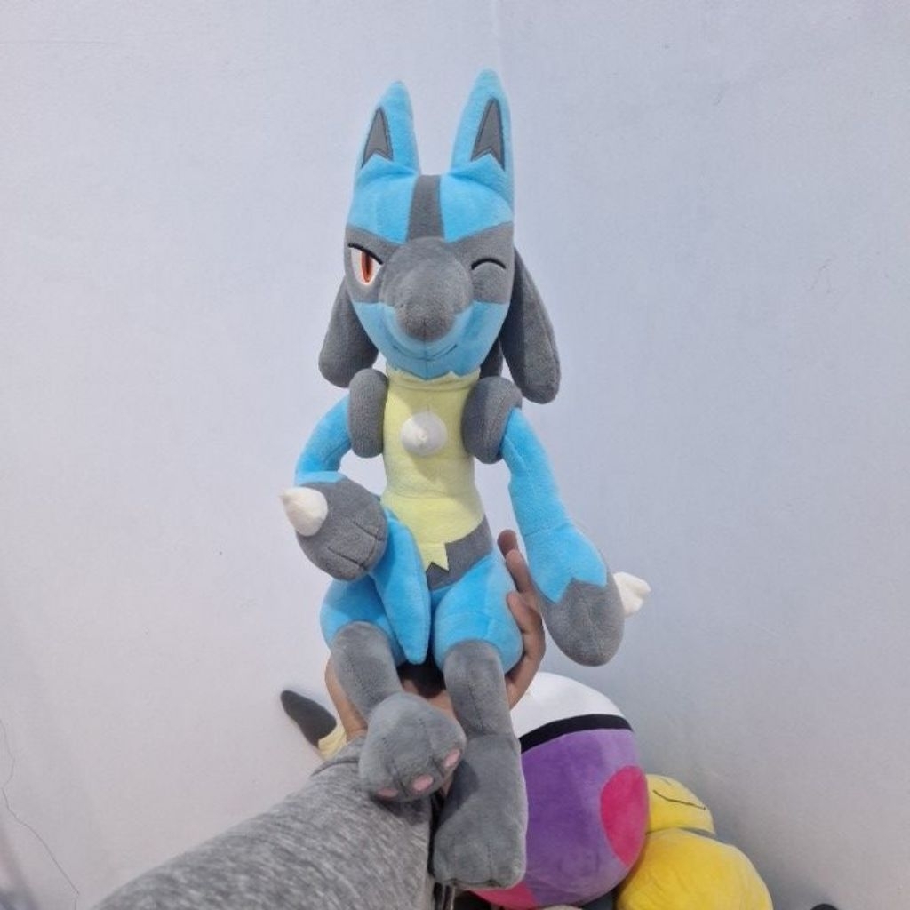 Boneka pokémon Lucario medium banpresto