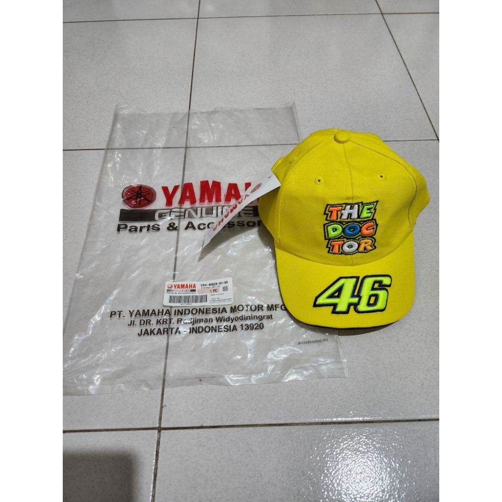Topi Yamaha Rossi