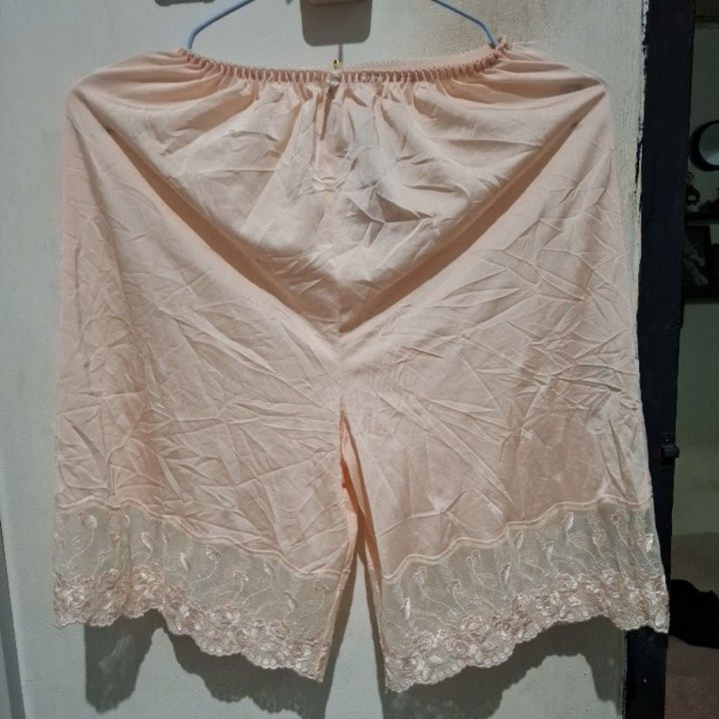 androk celana wanita