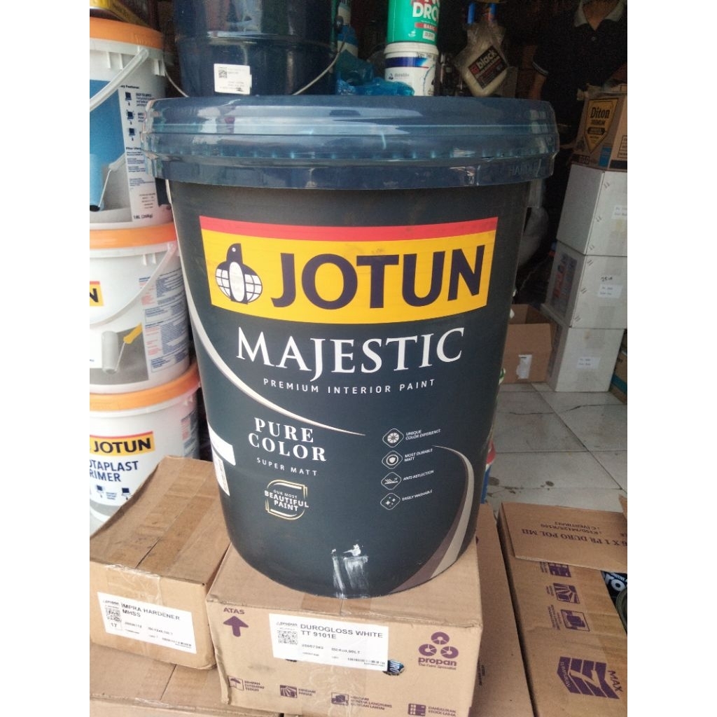 Jotun majistic pure colour white/putih pail