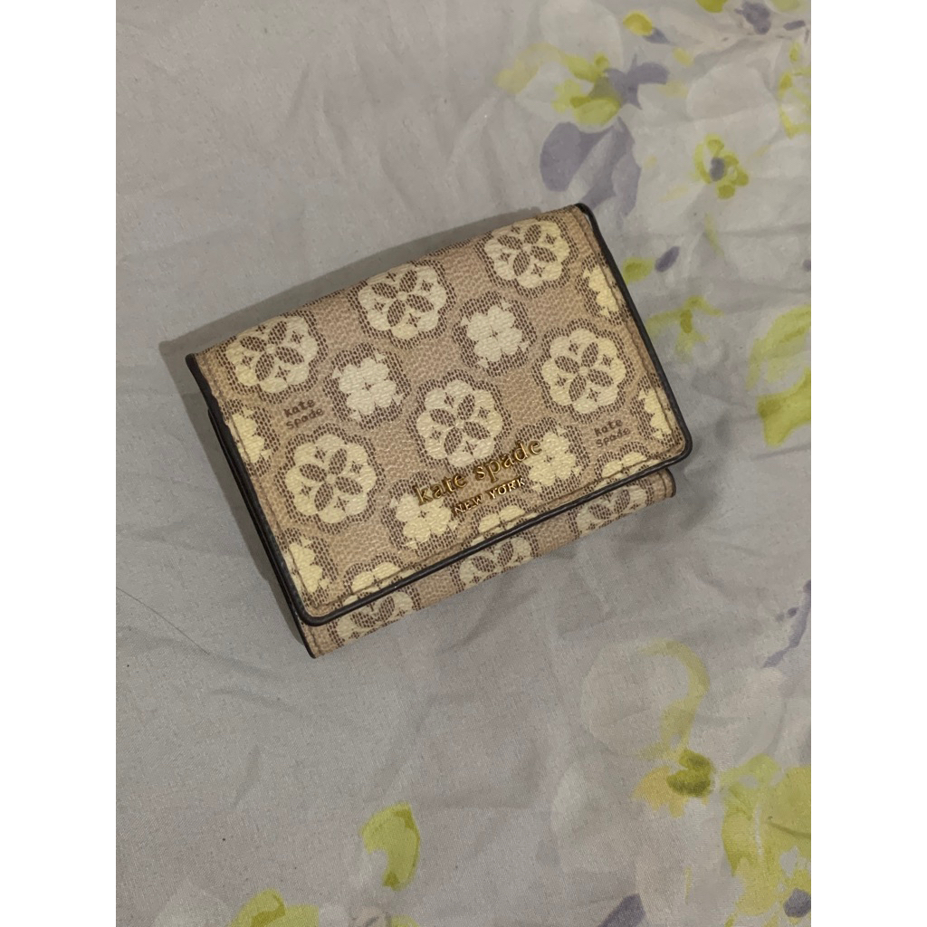 preloved dompet kate spade| katespade| flower monogram mini wallet katespade