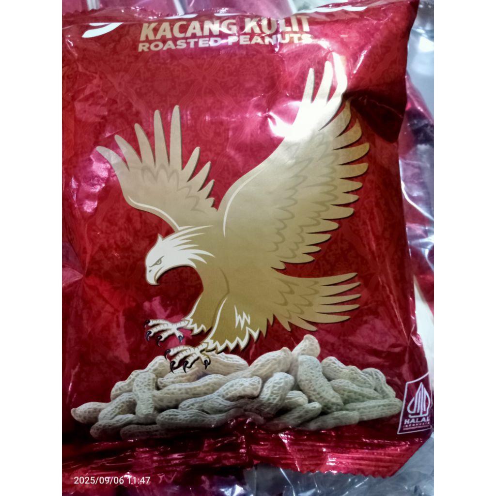 

kacang garing Garuda premium 140g