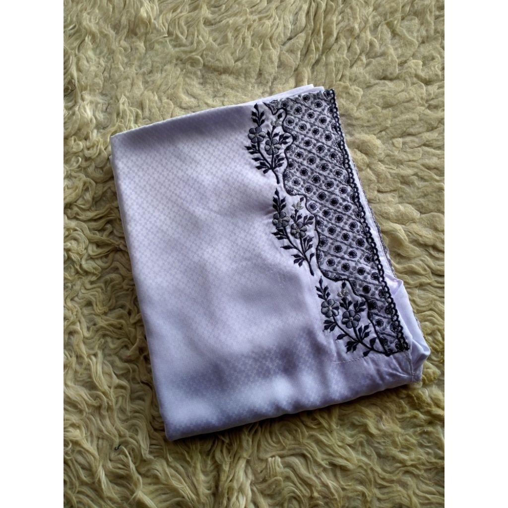 Mukena Almukhtar bordir halus bahan sutra nik nik ukuran remaja model lajuran