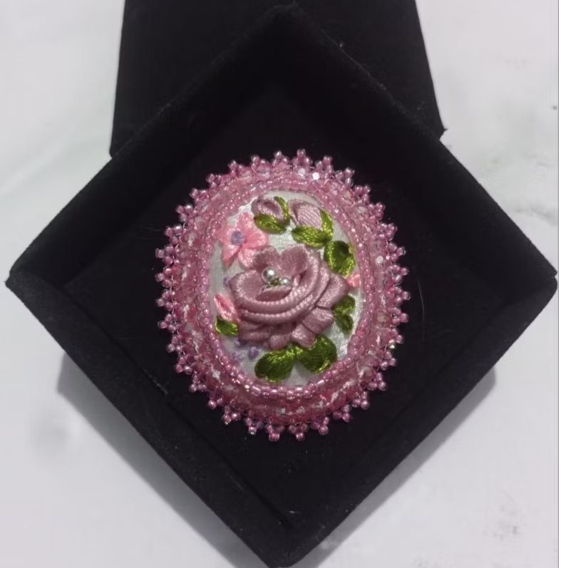 Bros Sulam Pita kombinasi Payet jepang