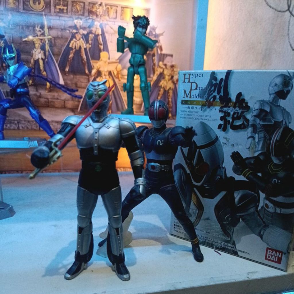 Black Kamen Rider dan Shadowmoon BANDAI