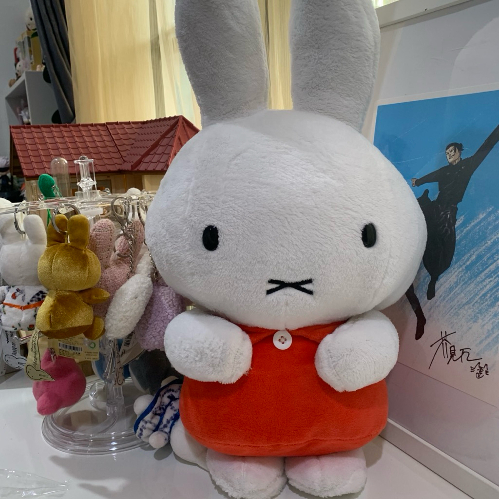 (Preloved) Boneka Plush Miffy Jumbo Dress Orange