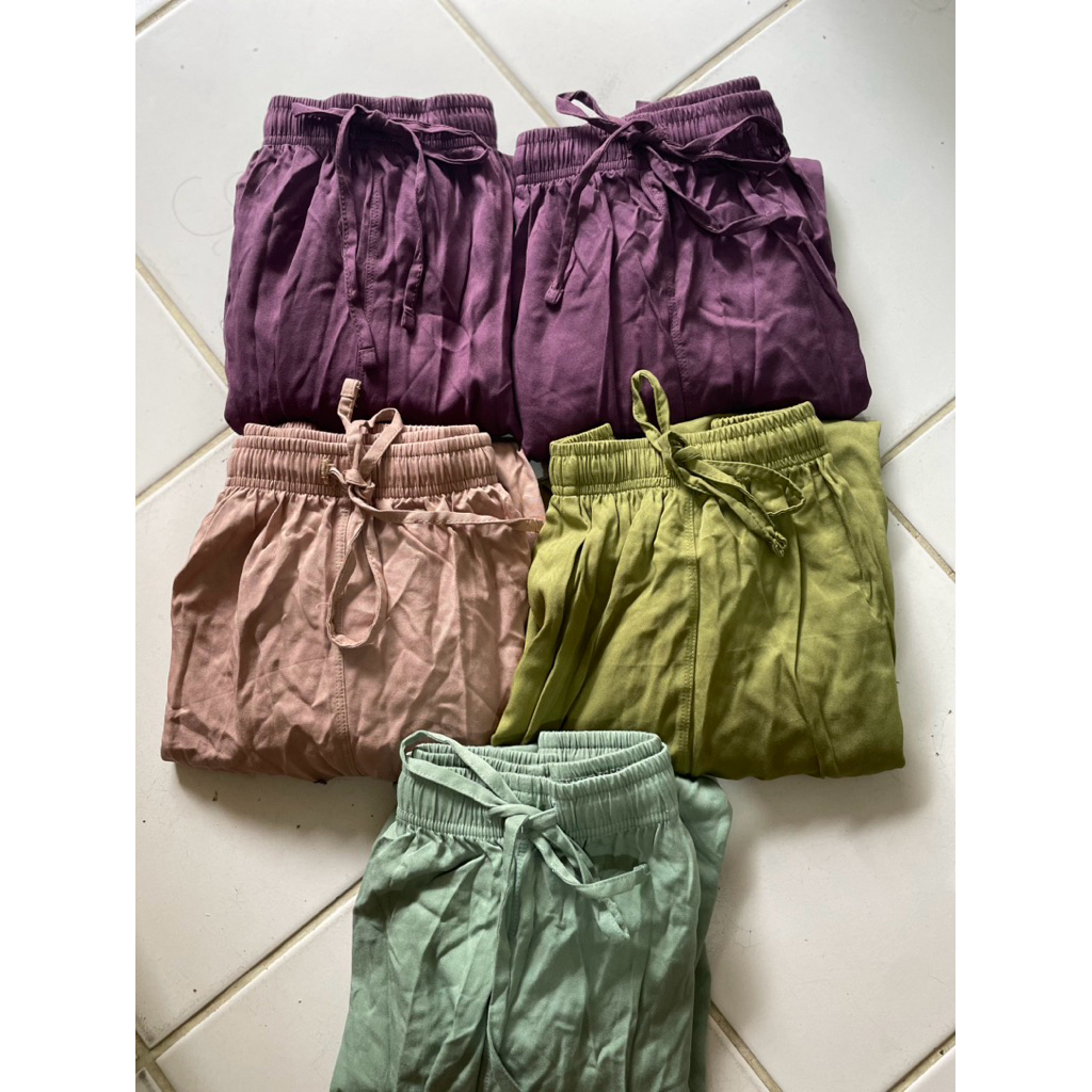 preloved kulot uniqlo