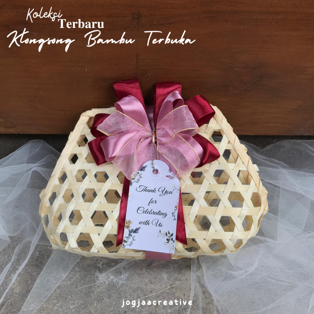 

Produk KLONGSONG BAMBU TERBUKA KECIL PITA BONUS KARTU UCAPAN SPESIAL Produk Packaging Souvenir Berbagai macam Acara