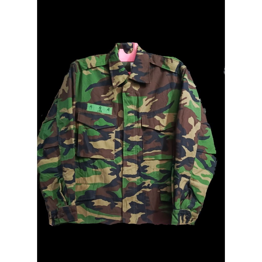 KEMEJA LORENG KOREA BERPURING