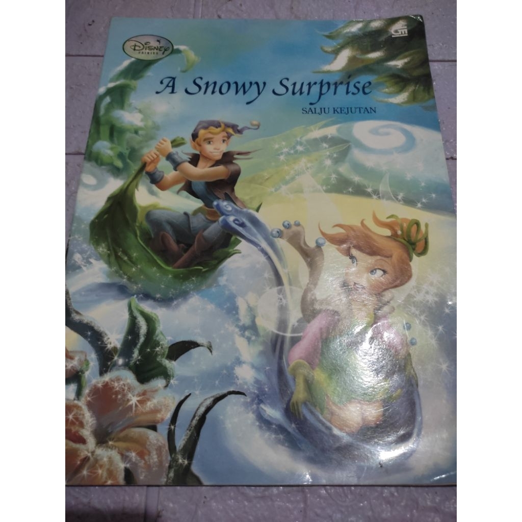 Buku Cerita Disney: A Snowy Surprise (Salju Kejutan)