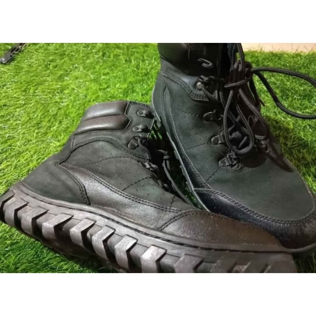 Sepatu Gunung (Eiger Synapcer 1.0)
