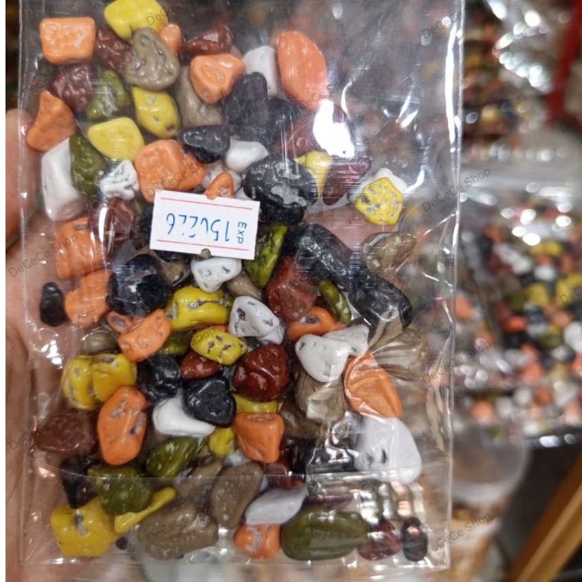 

Cokelat Kerikil 100gram | DeCeCe Shop