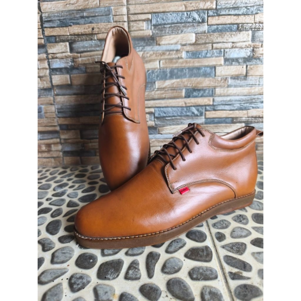 Sepatu pantofel boots kulit asli | Kickers Size 40 Second