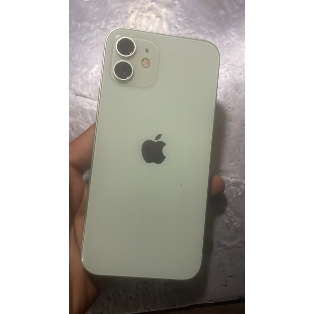 iphone 12 matot minus