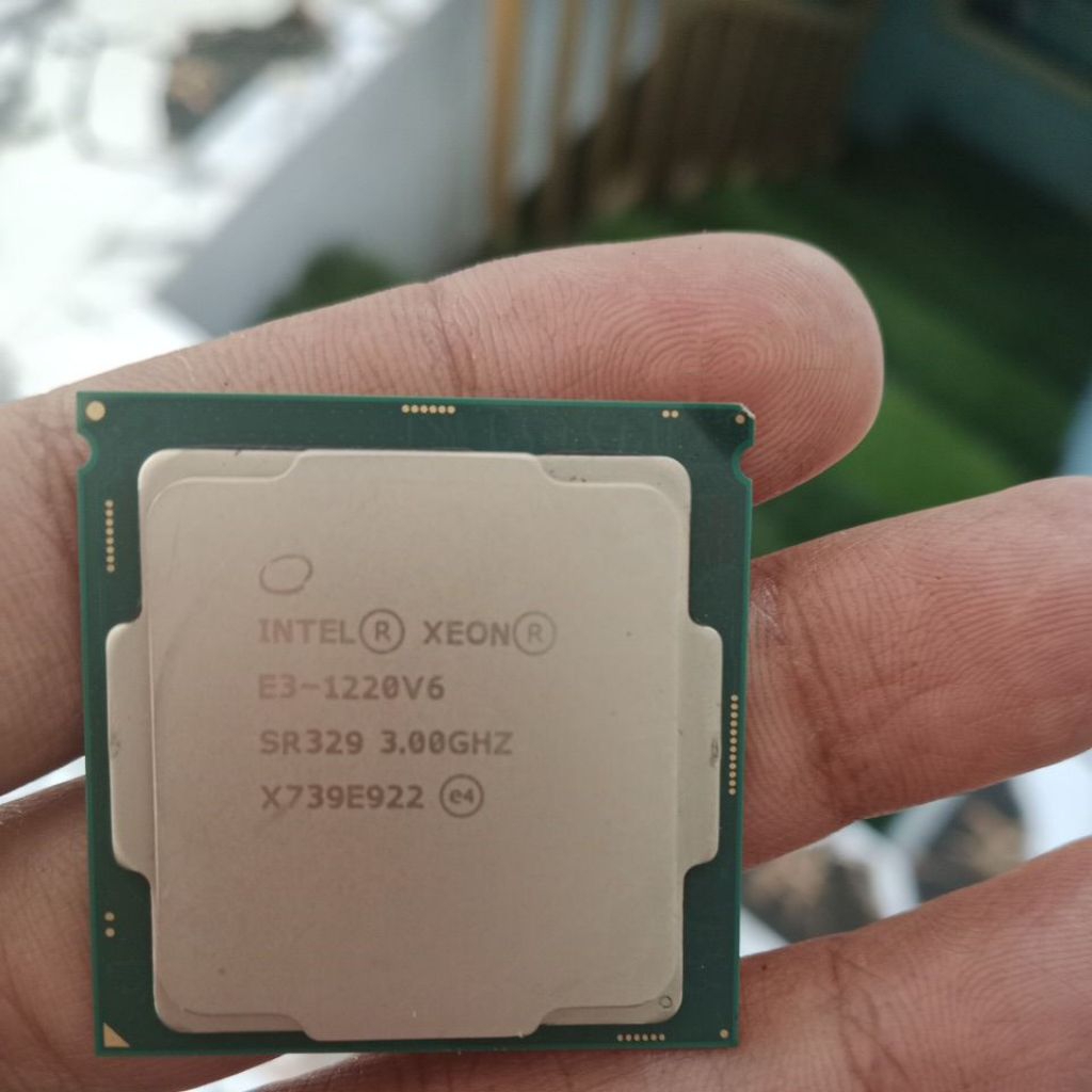 procecor intel xeon E3-1220V6 SR329 3Ghz
