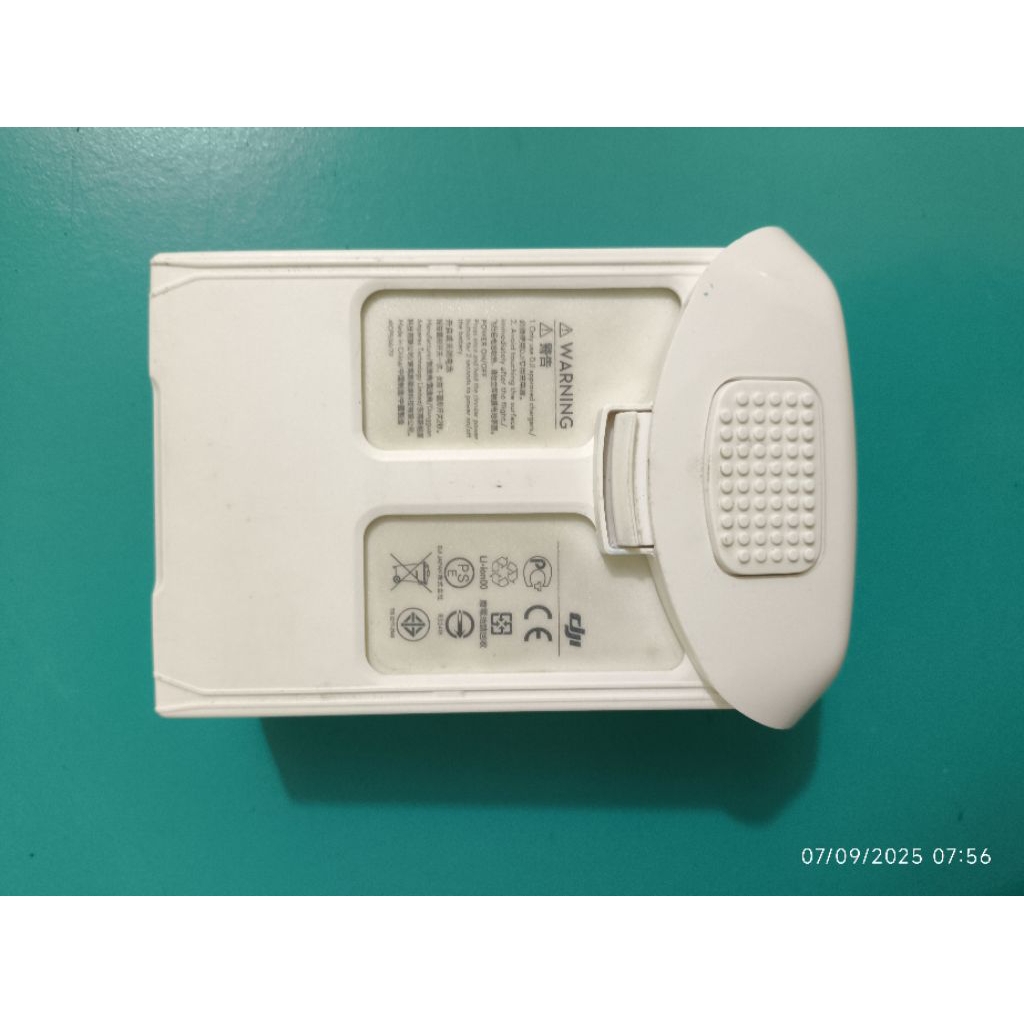 BATRAI PHANTOM 4 PRO V2 BEKAS CELL SUDAH TIDAK IMBANG