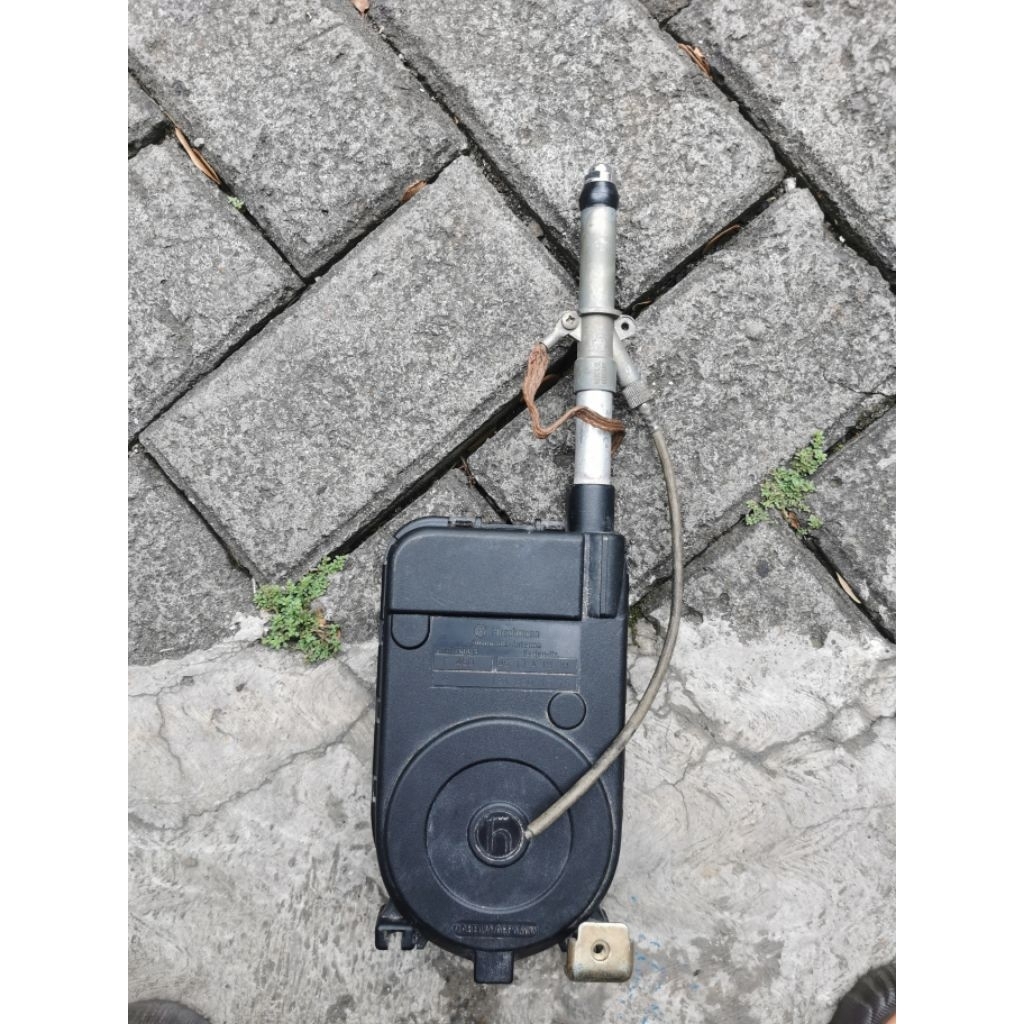 Antena Hirschmann Mercedes 300E Boxer W124 dan Switch Antena & karet cover