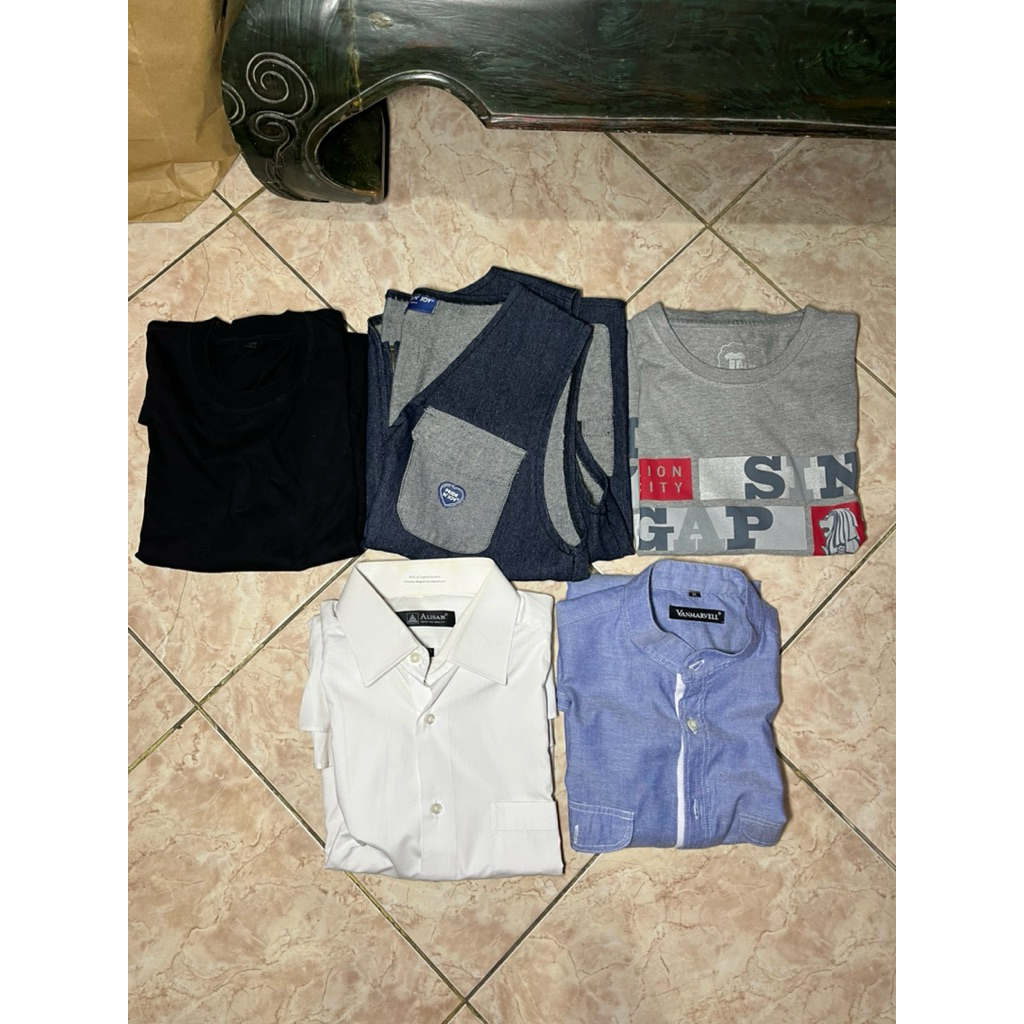 Atasan Baju Kaos Pria Bekas