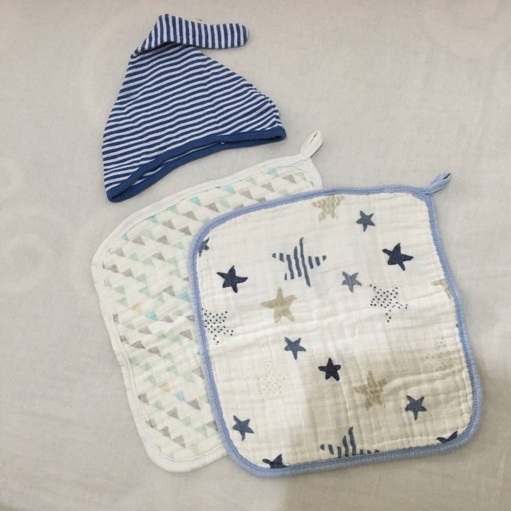 PRELOVED - Set ADEN & ANAIS 2 Pcs Wash Lap + MARKS & SPENCER M&S Baby Hat Topi Anak Bayi (6 months) 