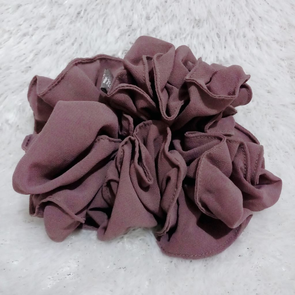 Scrunchie ikat rambut cepolan rambut sanggul hijab