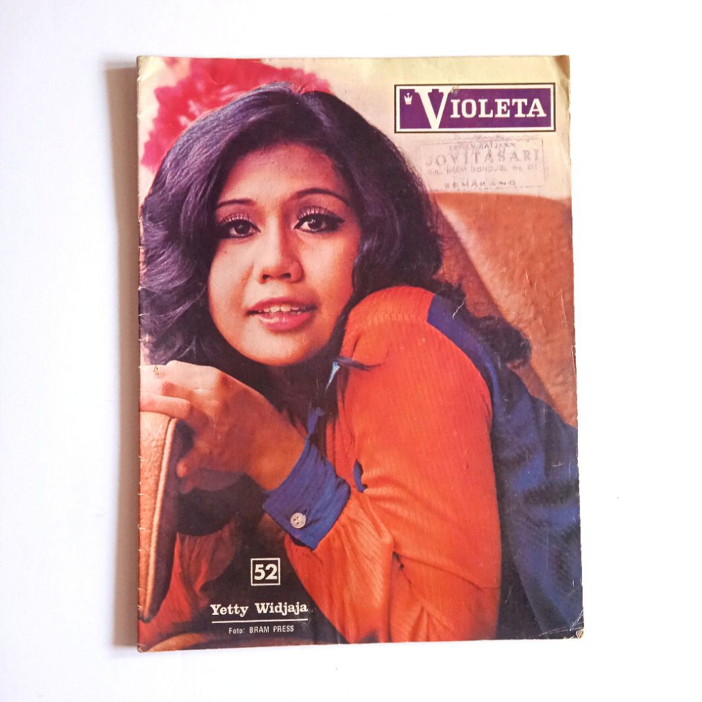 Antik Vintage Majalah Lama Mingguan VIOLETA No.52 - 28 April 1973 Utuh Layak Koleksi